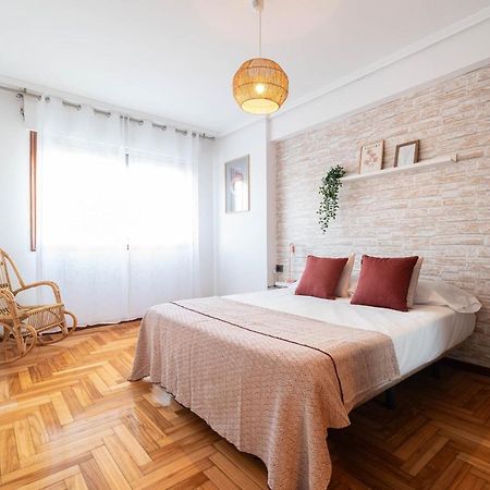 Amplia Vivienda Con Garaje Apartment Vigo Exterior foto