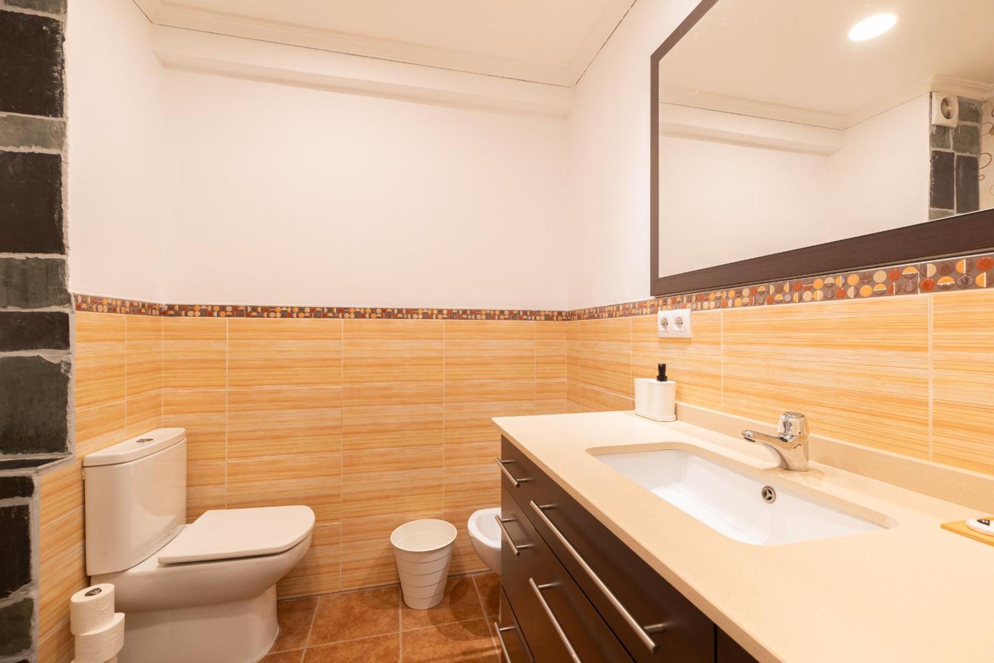 Amplia Vivienda Con Garaje Apartment Vigo Exterior foto